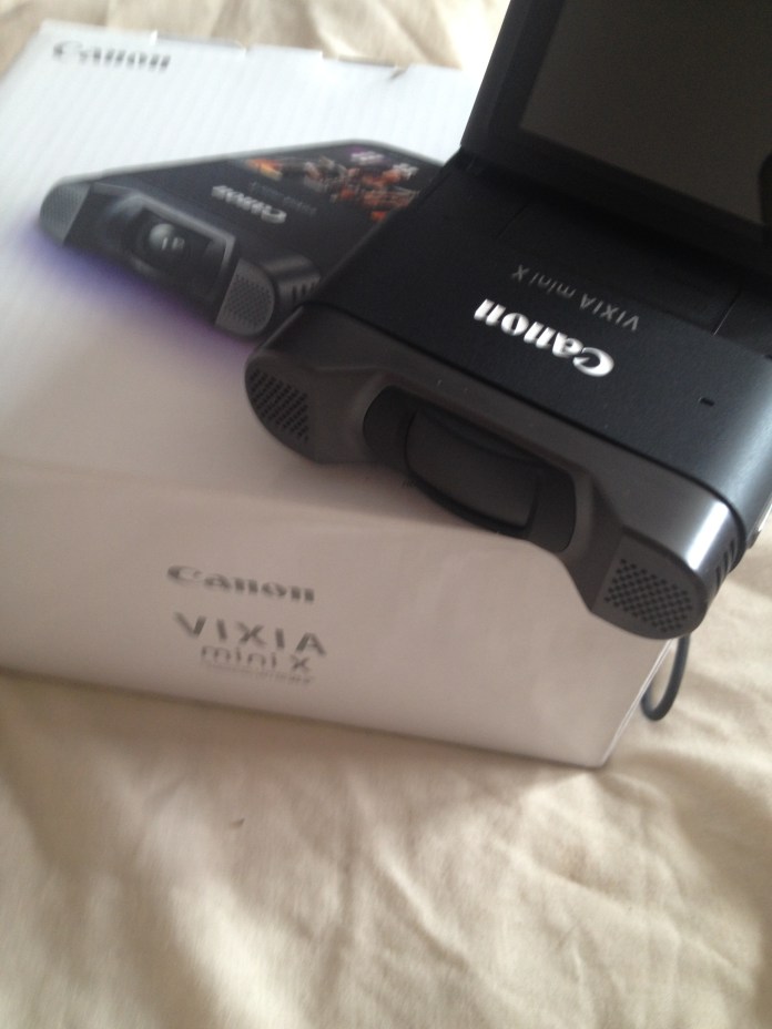 Canon VIXIA mini X